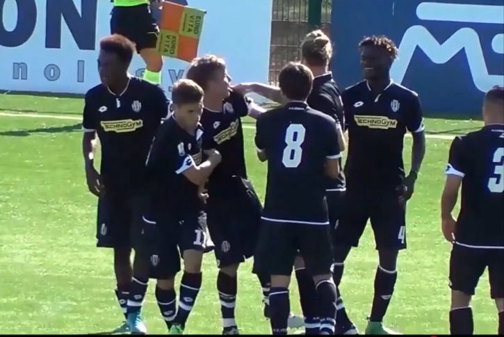 Cesena, 2016/17. Dopo un gol.